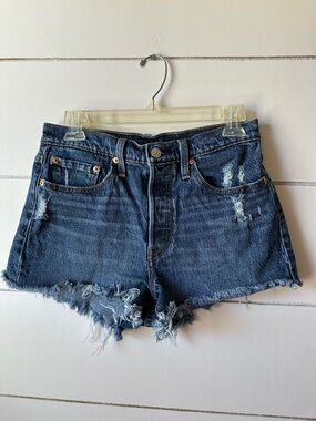 Levi’s cut off Jean shorts